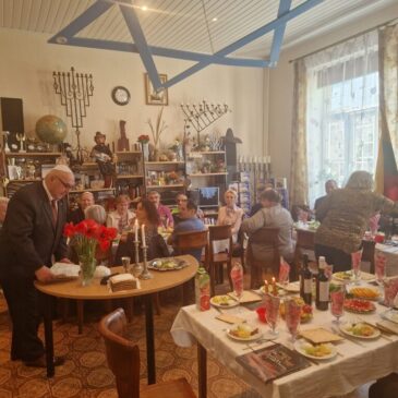 Pesach celebration at the Jewish community of Panevėžys