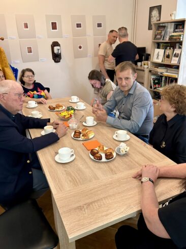 Meeting with Siauliai city Mayor and leaders of the Siauliai Jewish communities