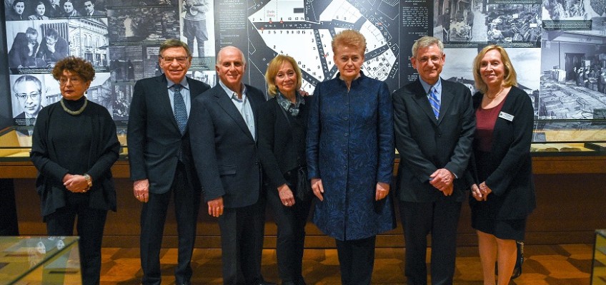 Lietuvos prezidentė aplankė YIVO institutą Niujorke