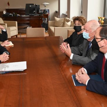 Spalio 15 d. – svarbus susitikimas tarp URM G. Landsbergio ir GVF pirmininkų F. Kukliansky ir A. Baker