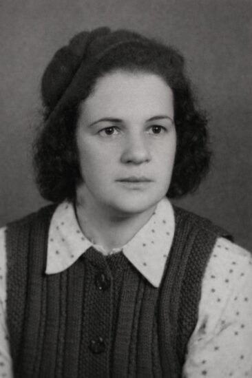 8.	Eta Benjaminovičiutė, Palanga